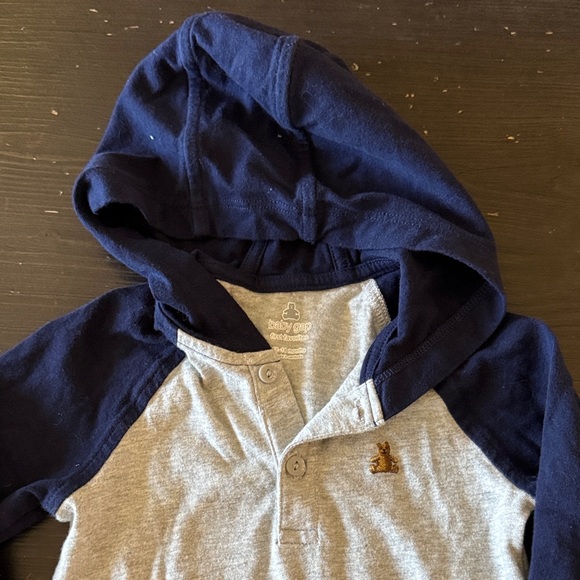 GAP Navy and Gray Kids Romper - Picture 3 of 3